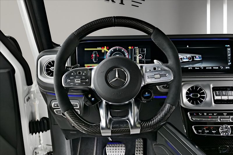 Mercedes-Benz Třídy G G63 4x4 / NIGHT II / TV / BURM - fotka 14 z 25