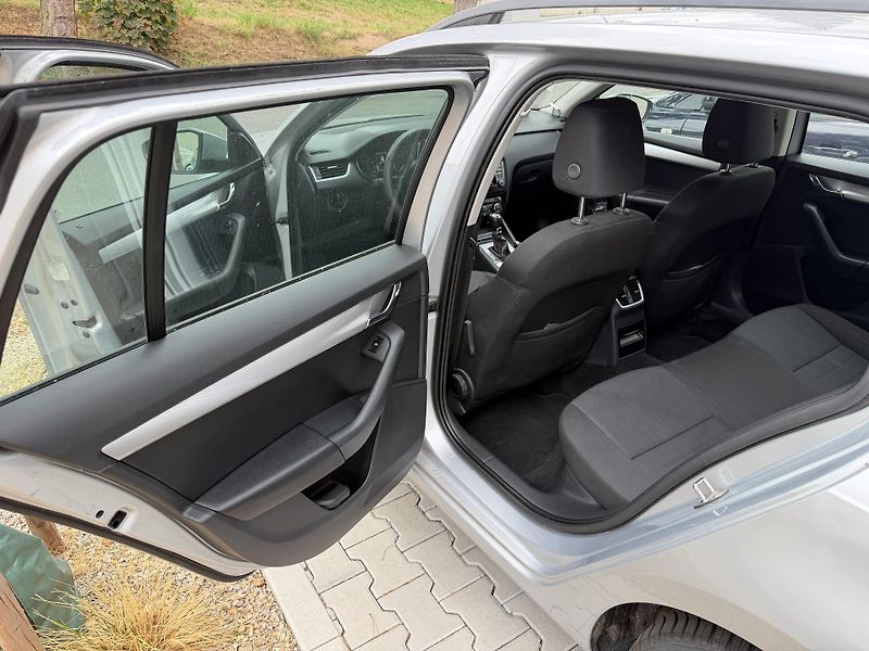 Škoda Octavia (2013) - fotka 15 z 28