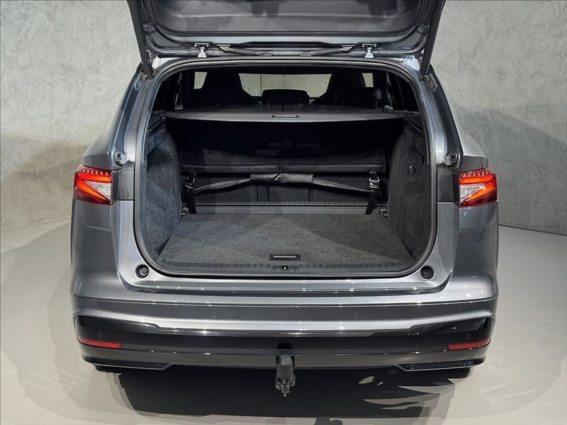 Škoda Enyaq 80 Sportline Matrix Tepelko - fotka 14 z 50