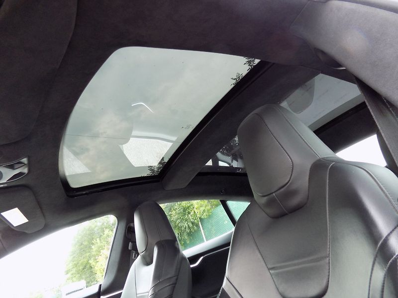 Tesla Model S (2016) P90D-780PS Nabíjení zdarma - fotka 40 z 50