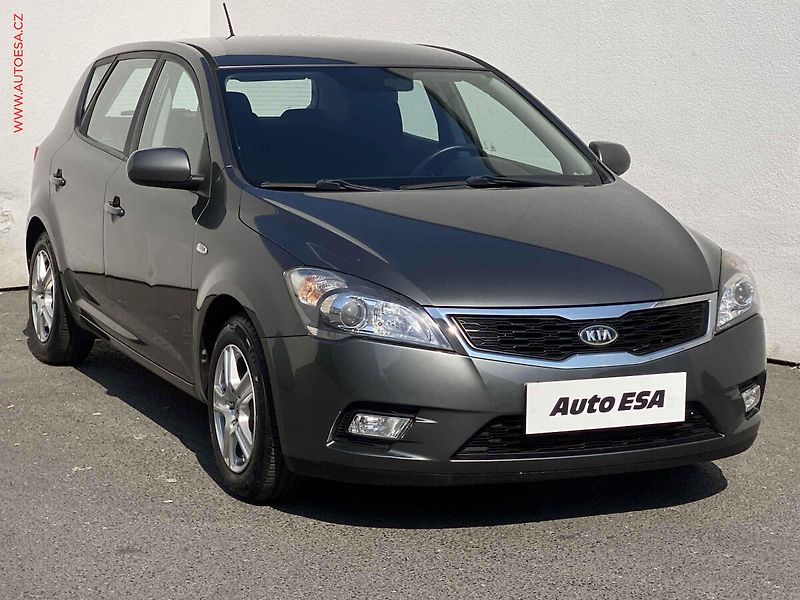 Kia Ceed (2011) 1.4i, ČR, AC, temp. - fotografie inzerátu