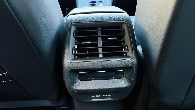 Volkswagen Tayron (2026) 1.5 eTSI 110 kW DSG7 7míst  - fotka 19 z 49