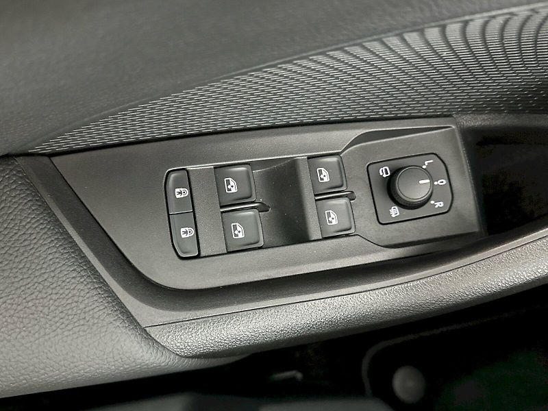 Škoda Octavia (2025) Combi 1.5TSI 110kW SportLine - fotka 26 z 32