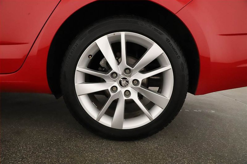 Škoda Octavia (2017) 2.0 TDI, Automat, Navi - fotka 20 z 20