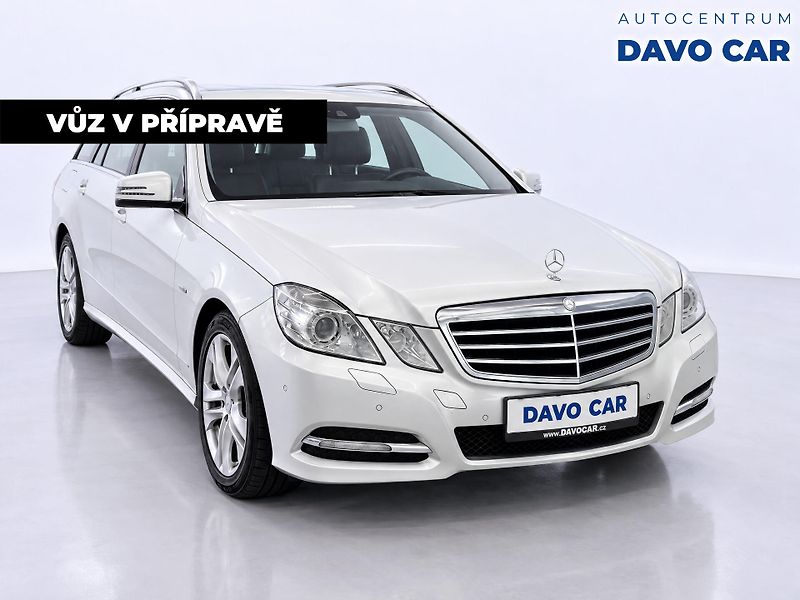 Mercedes-Benz Třídy E 3,0 350 CDI 4Matic Avantgarde - fotka 4 z 12