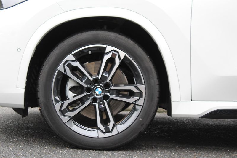 BMW X1 xDrive23i Mpakte CZ DPH - fotka 6 z 24