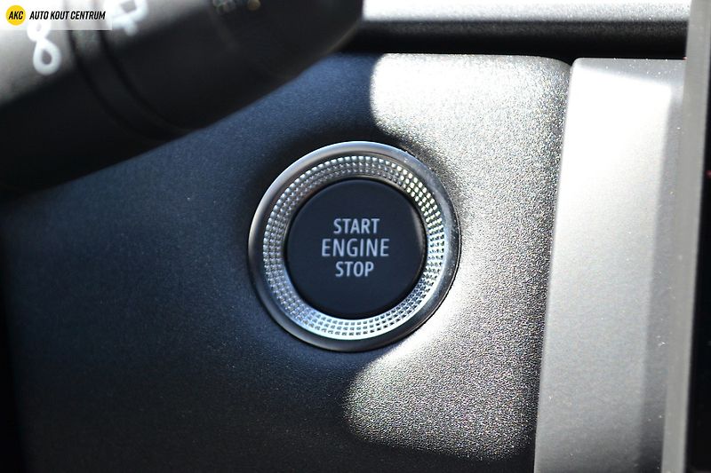 Renault Captur Techno TCe 90 - fotka 37 z 50