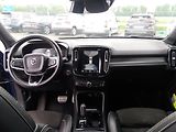 Volvo XC40 2.0D4,140kW,AWD R- DESIGN !! - náhled 11