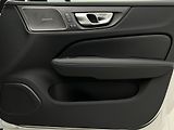 Volvo V60 (2026) B4 PLUS DARK AUT - náhled 7