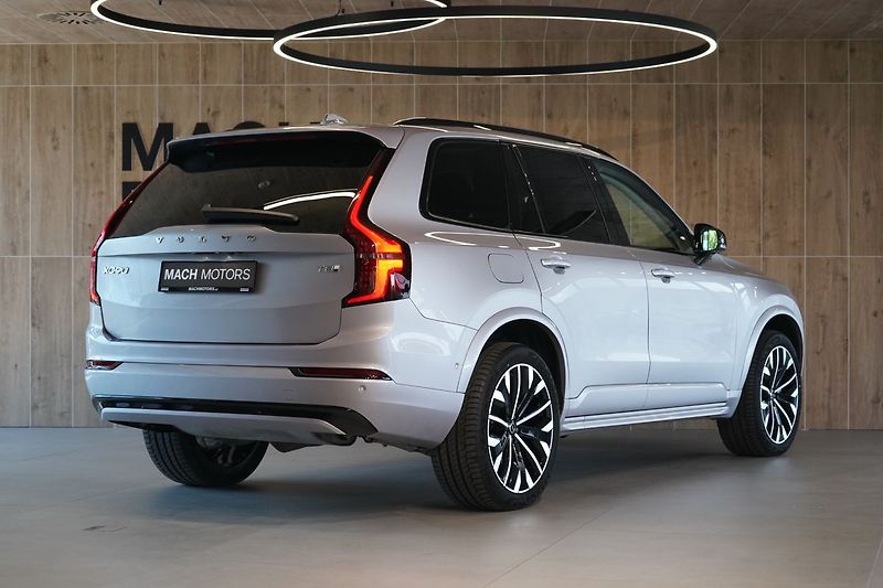 Volvo XC90 T8 PLUS Dark, Head-up, 360° - fotka 8 z 50