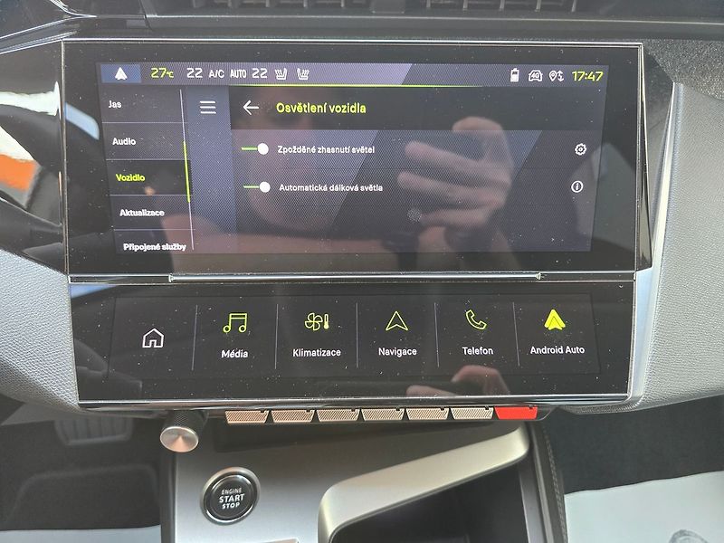 Peugeot 408 ALLURE 96kW KAMERA NAVI ČR-DPH - fotka 33 z 49