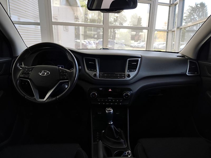 Hyundai Tucson (2015) 1.7CRDi 85kW MT ČR - fotka 10 z 20