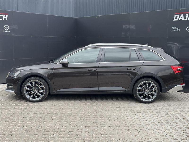 Škoda Superb 2,0 TDI 140kW Scout 4x4 DSG ČR - fotka 5 z 31