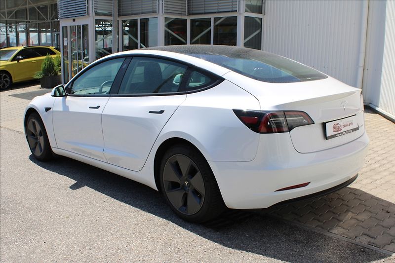 Tesla Model 3 0,0 LONG RANGE DUAL MOTOR - fotka 4 z 10