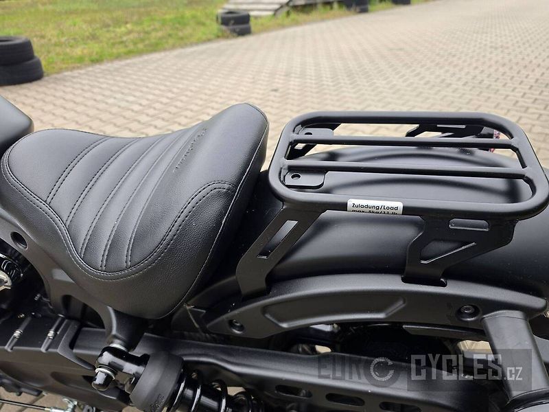 Indian (2018) Scout Bobber - fotka 11 z 15