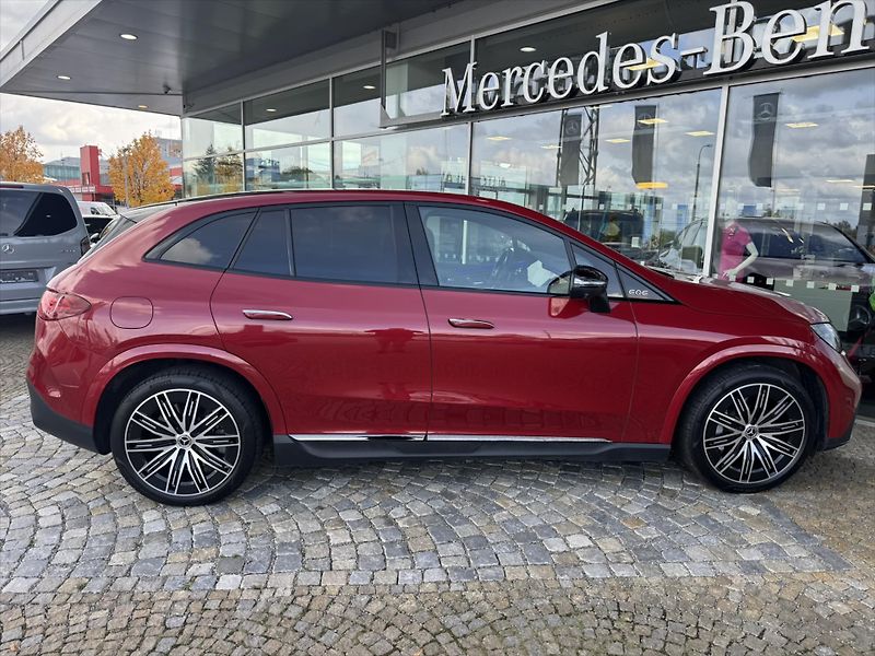 Mercedes-Benz EQE 500 4MATIC SUV - fotka 26 z 36