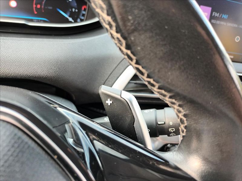Peugeot 5008 1,6 HDI,88KW,ČR,7MÍST,NAVI,TZ, - fotka 38 z 46