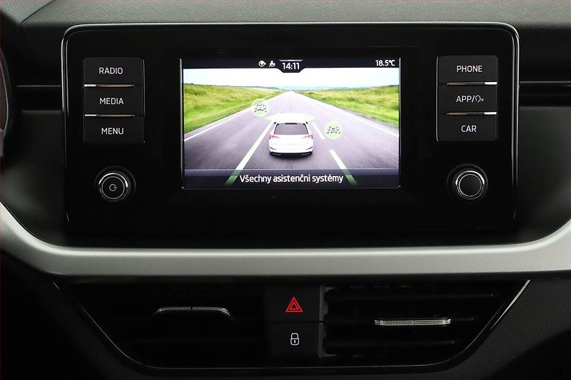Škoda Scala (2022) 1.0 TSI, Tempomat - fotka 11 z 14