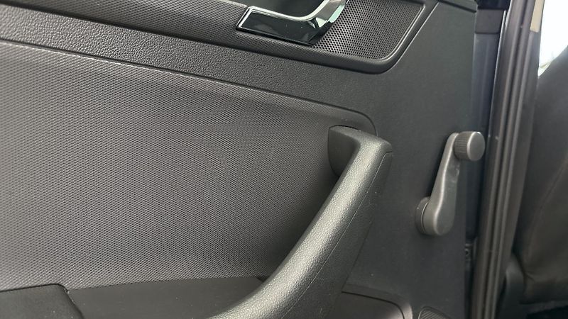 Škoda Rapid (2014) 1.2  TSI + REZERVA + ZIM. PNEU - fotka 21 z 23