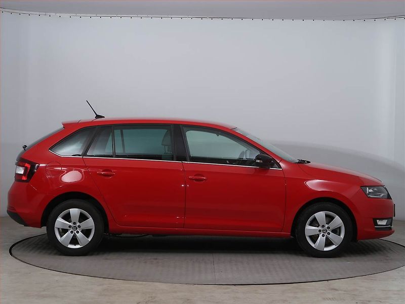 Škoda Rapid (2019) Spaceback 1.0 TSI, Serv.kniha - fotka 6 z 14