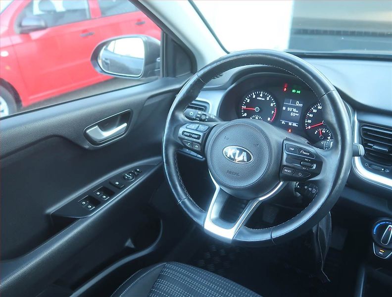 Kia Stonic (2017) 1.4 CVVT, Serv.kniha, Tempomat - fotka 7 z 16