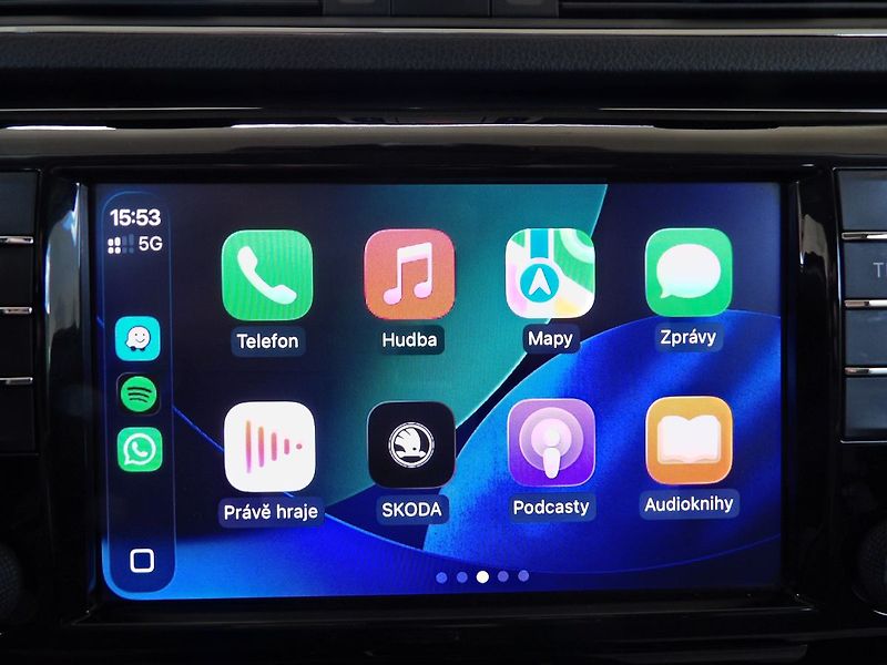 Škoda Superb 2.0TDI Style Serviska Tažné We - fotka 9 z 39