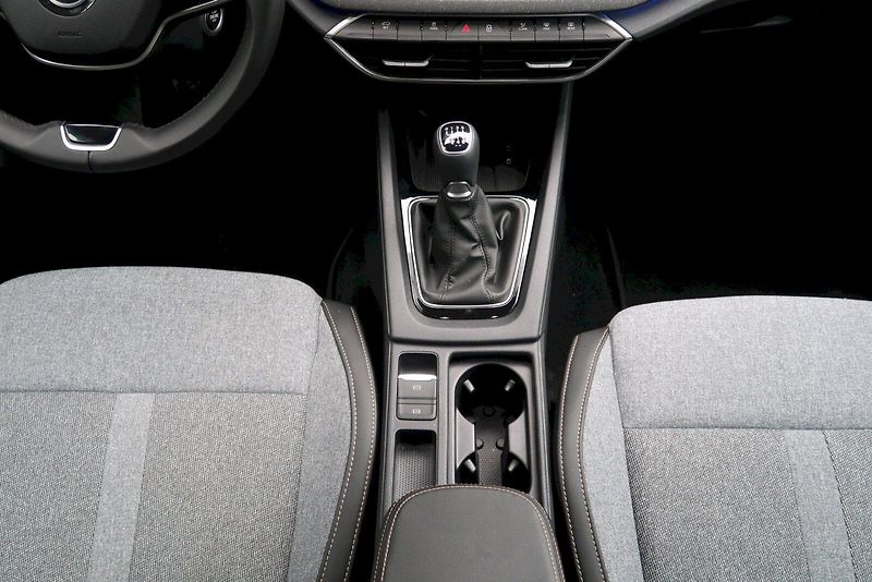 Škoda Octavia (2024) Combi Selection 1,5 TSI/85 kW - fotka 13 z 31