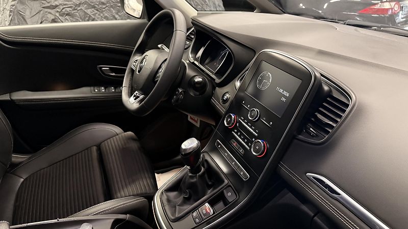 Renault Grand Scénic (2020) TCe,140PS,REZERVOVÁNO - fotka 20 z 45