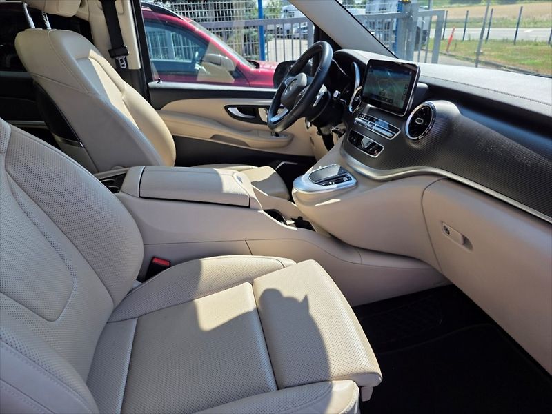Mercedes-Benz Třídy V 2,0 V 300 d AVG 4M. 1. majitel - fotka 10 z 12