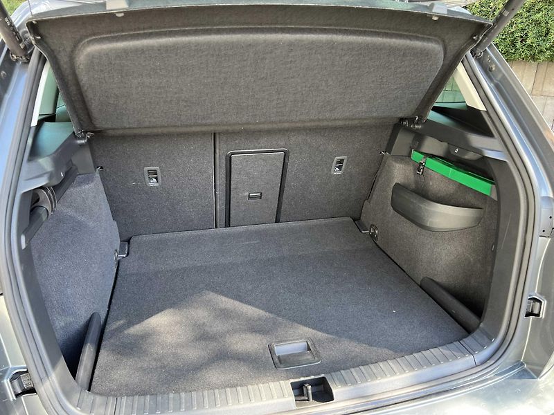 Škoda Karoq 2.0 TDi 110 kW 1.MAJITEL DPH - fotka 12 z 22