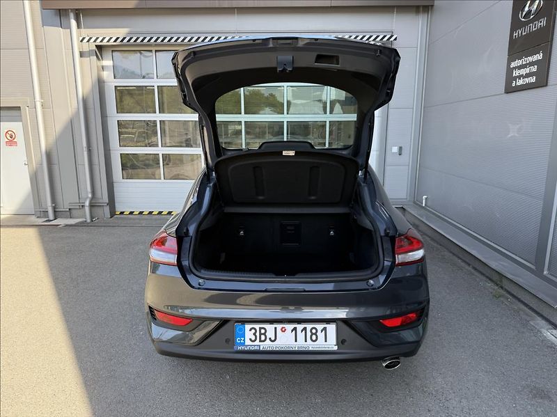 Hyundai i30 1,5 T-GDI DCT  FB Style Safety - fotka 18 z 19