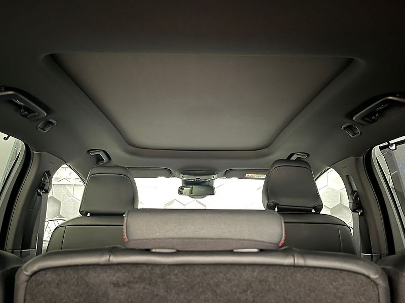 Ford S-MAX 2.5 HEV ST-Line 7míst - fotka 32 z 78