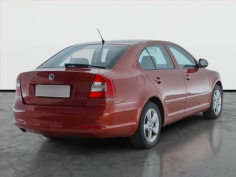 Škoda Octavia (2011) 1.6 TDI, ČR,1.maj, Tempomat - fotka 5 z 14