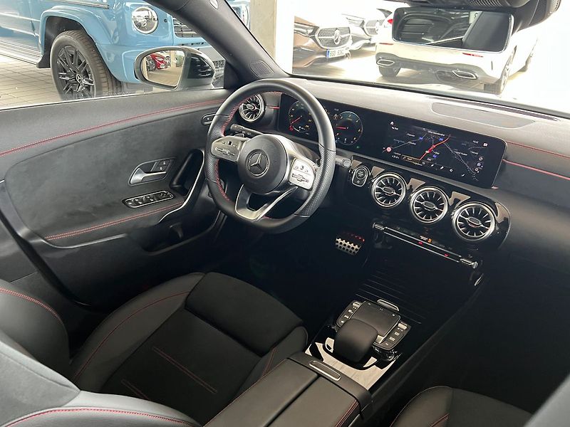 Mercedes-Benz CLA 200d 4M SB - fotka 15 z 15