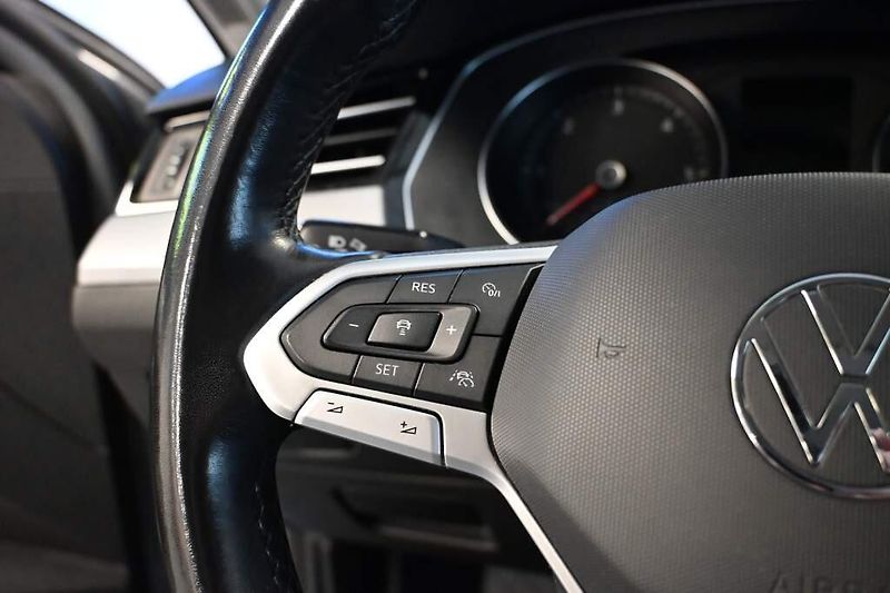 Ford S-MAX (2022) 2.0 TITANIUM Kamera Tažné 8 Ko - fotka 15 z 32