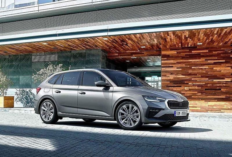 Škoda Fabia v posledních měsících výrazně podražila a vypadla z desítky nejlevnějších hatchbacků.
