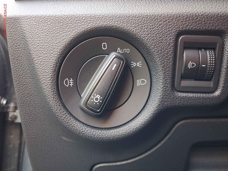 Škoda Kamiq (2021) 1.0 TSi, Style - fotka 16 z 19