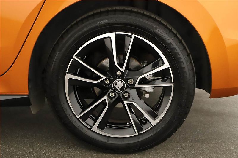 Škoda Fabia (2025) 1.0 TSI, MONTE CARLO, AUTOMAT - fotka 14 z 14