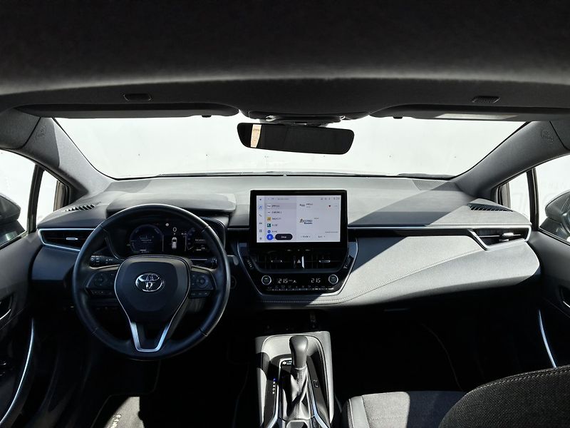 Toyota Corolla 1.8 HSD 140k e-CVT Style Tažné - fotka 5 z 23