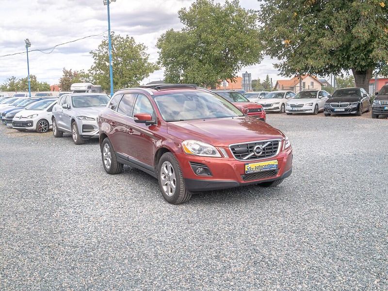 Volvo XC60 (2009) T6 AWD SUMMUM - fotka 3 z 51