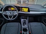 Volkswagen Golf 2.0TDI 110kW Life,ČR,1.Maj. - náhled 24