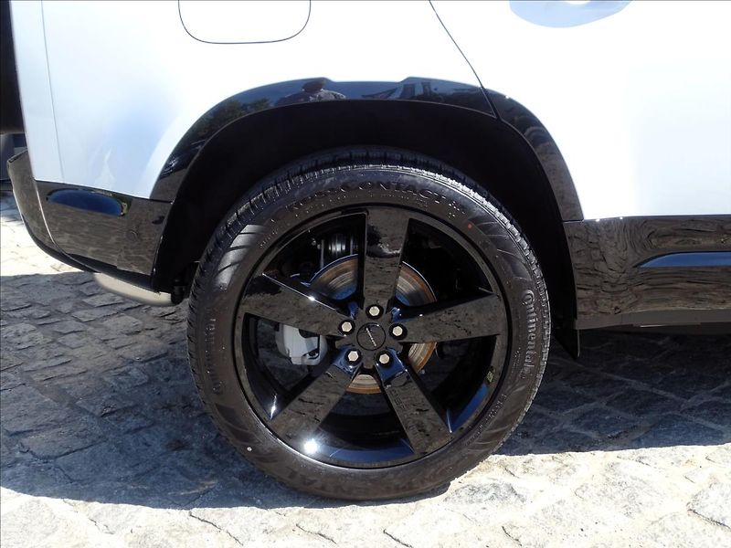Land Rover Defender (2026) 110 D250 X-DYNAMIC SE - fotka 6 z 25