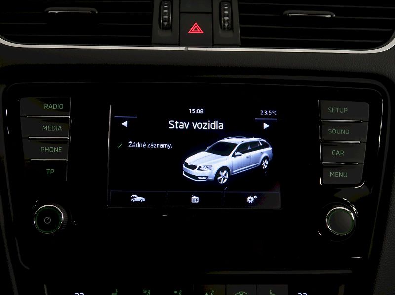 Škoda Octavia (2014) ELEGANCE 1.4TSI 103KW - fotka 23 z 33