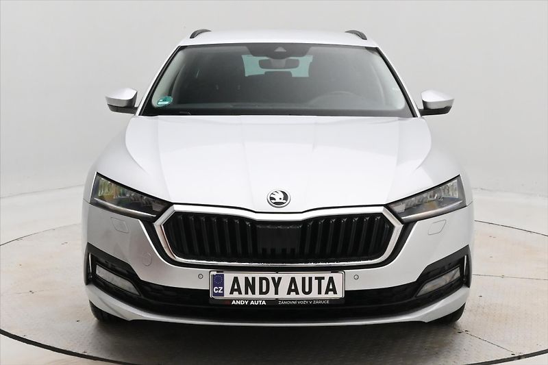 Škoda Octavia 2,0 TDI 110 kW DSG Clever Záru - fotka 2 z 30
