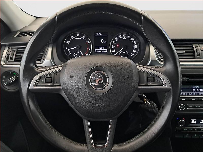 Škoda Rapid (2013) Ambition 1.2 TSI, Serv.kniha - fotka 16 z 16