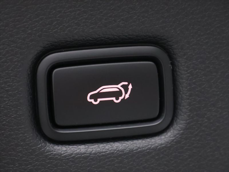 Kia XCeed 1,5 T-GDI 118kW Top CZ - fotka 10 z 32