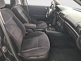 Volkswagen Passat (2004) 1.9 TDI, Klima, levný provoz - náhled 9