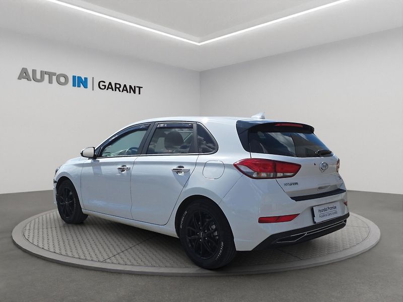 Hyundai i30 (2023) Comfort 1.5i 81kw, serv. kniha - fotka 7 z 24