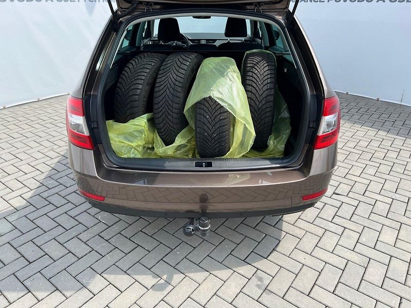 Škoda Octavia (2018) 1.5 TSI 110Kw! Style! Tažné! - fotka 10 z 37