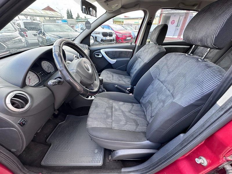 Dacia Sandero (2009) LPG 1,4 55 KW KOLA - fotka 17 z 45